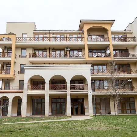 Lighthouse Glof - 1bd By Flat Mаnager Balchik